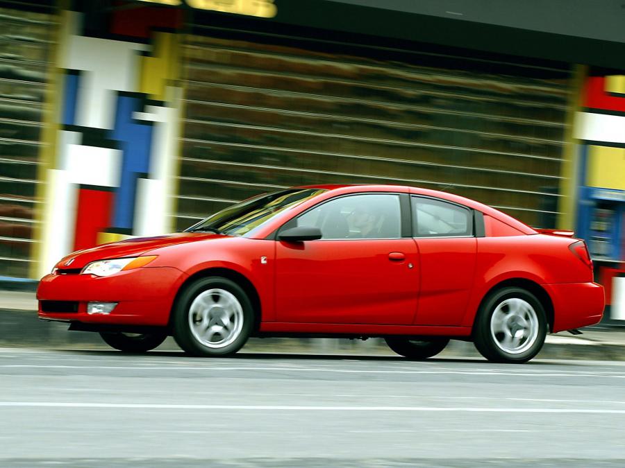  Saturn Ion Quad Coupe 2002 года  (фото 17 из 19)
